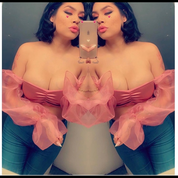 Super cute baby pink tube crop top - Picture 3 of 3